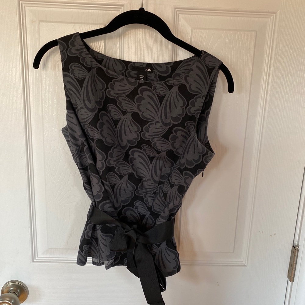 Black Gray Print Blouse Size 8